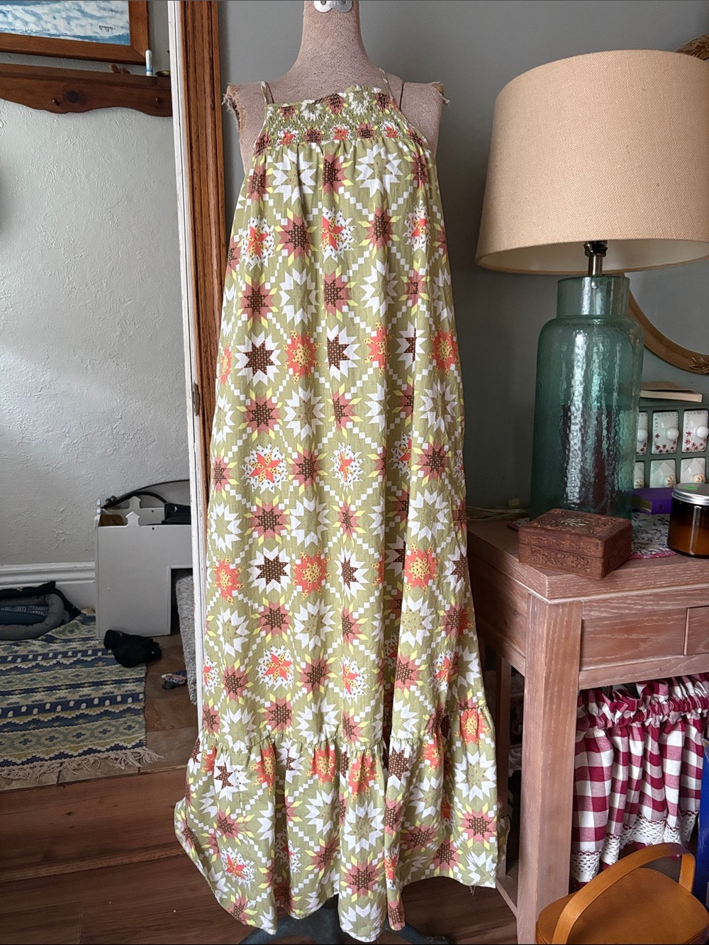 Universal Thread Quilt Maxi dress